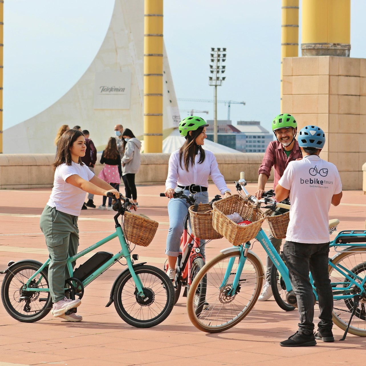 Barcelona: Top 10 Highlights eBike Tour - Photo 1 of 3