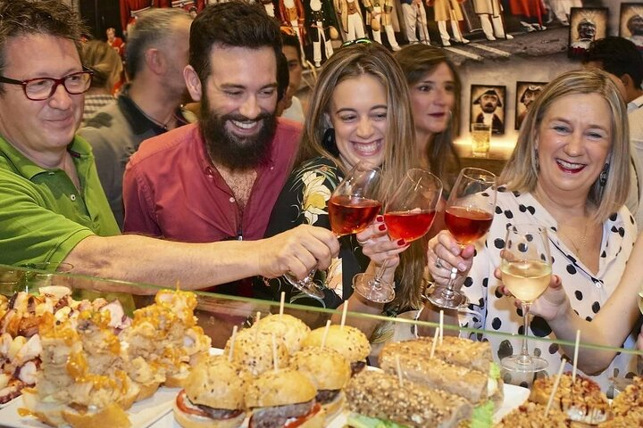 Bilbao Exclusive Private Walking Tour - Photo 1 of 5