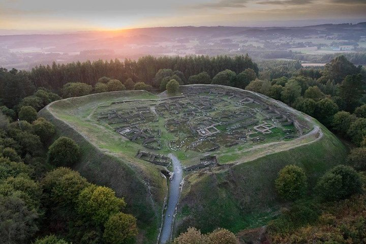 Castro De Viladonga And Birth Of The Miño River From Lugo - Photo 1 of 3