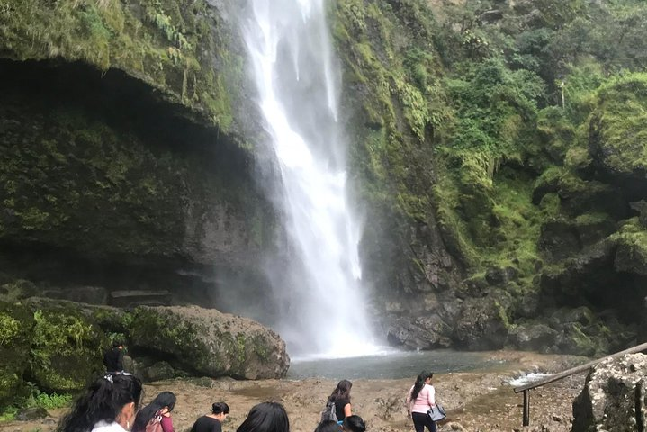 Day Tour from Cuenca to Giron Waterfall and Busa Lake - Photo 1 of 6