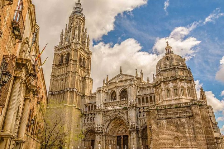 All-Inclusive Day Trip to Toledo with Priority Entry 7 Monuments - Photo 1 of 10