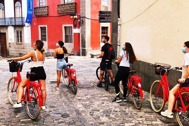 Discover Las Palmas City by Bike in 4 hours - Photo 1 of 12