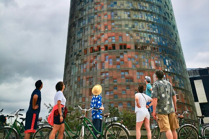 Eco-friendly Barcelona Bike Tour from a Local Perspective  - Photo 1 of 8