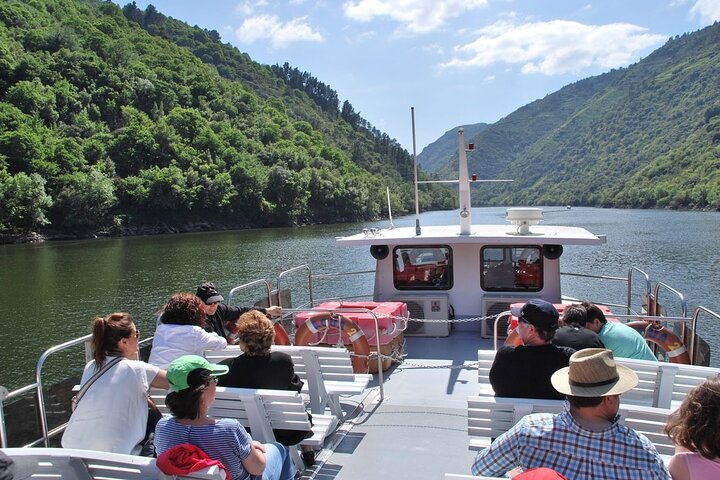 CATAMARAN RIDE