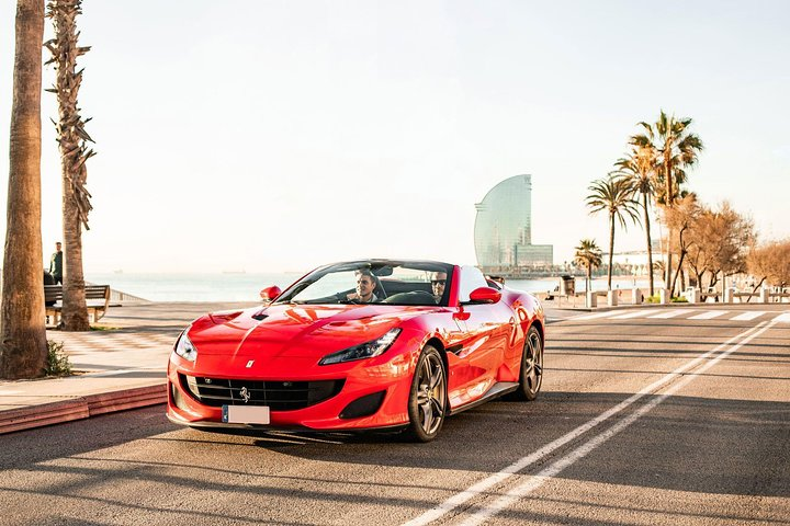20 min Barceloneta and the Beach Supercar City Tour - Photo 1 of 14