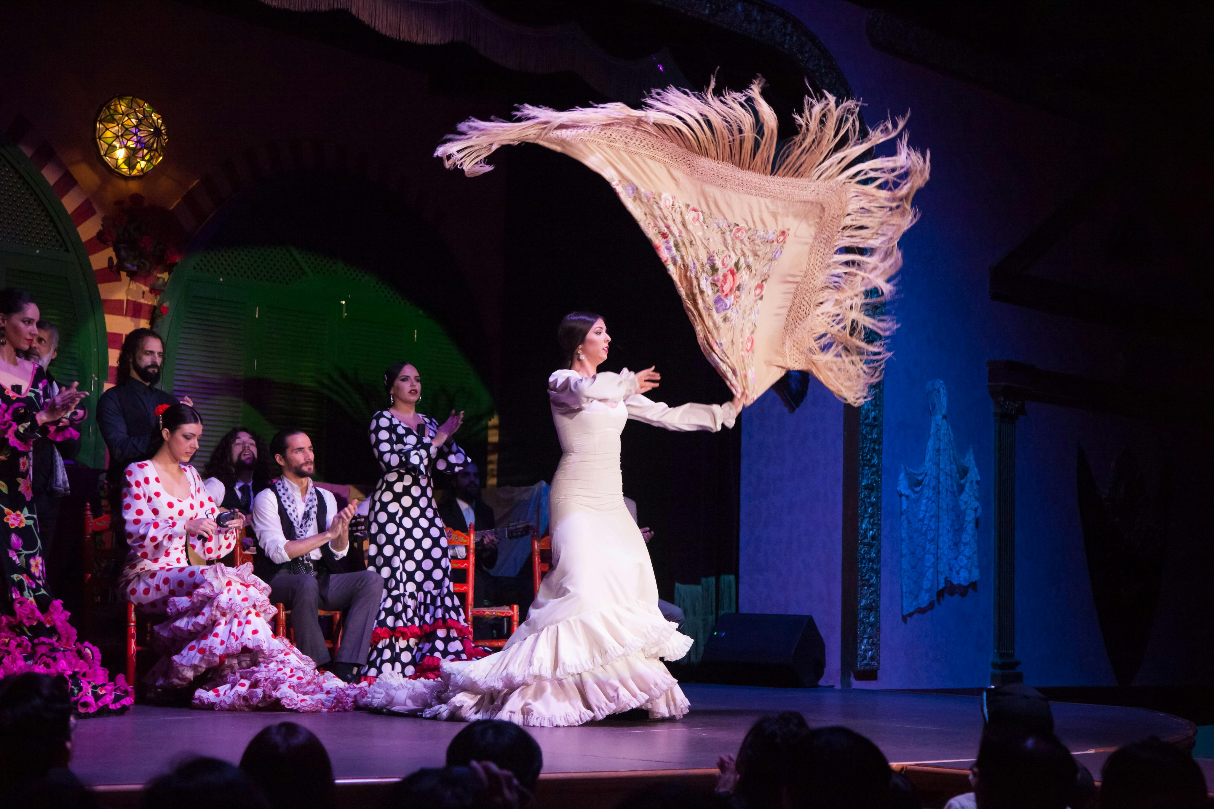 El Palacio Andaluz Sevilla Flamenco Show + Glass of Cava or Dinner - Photo 1 of 7