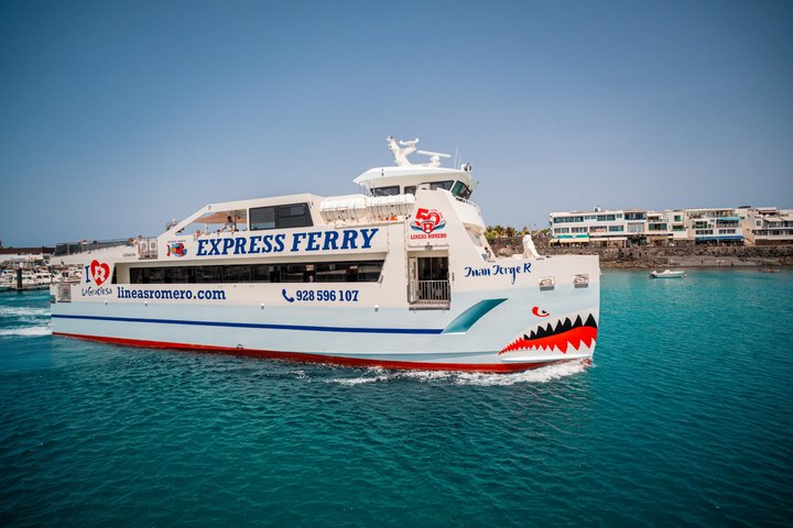 Fuerteventura: Ferry ticket to Lanzarote with free wifi - Photo 1 of 10