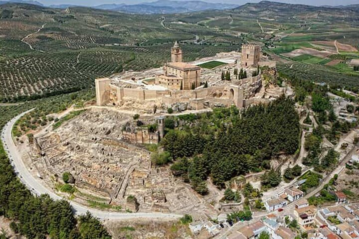 Full Day Tour Alcaudete Castle and Alcala la Real from Jaen - Photo 1 of 6