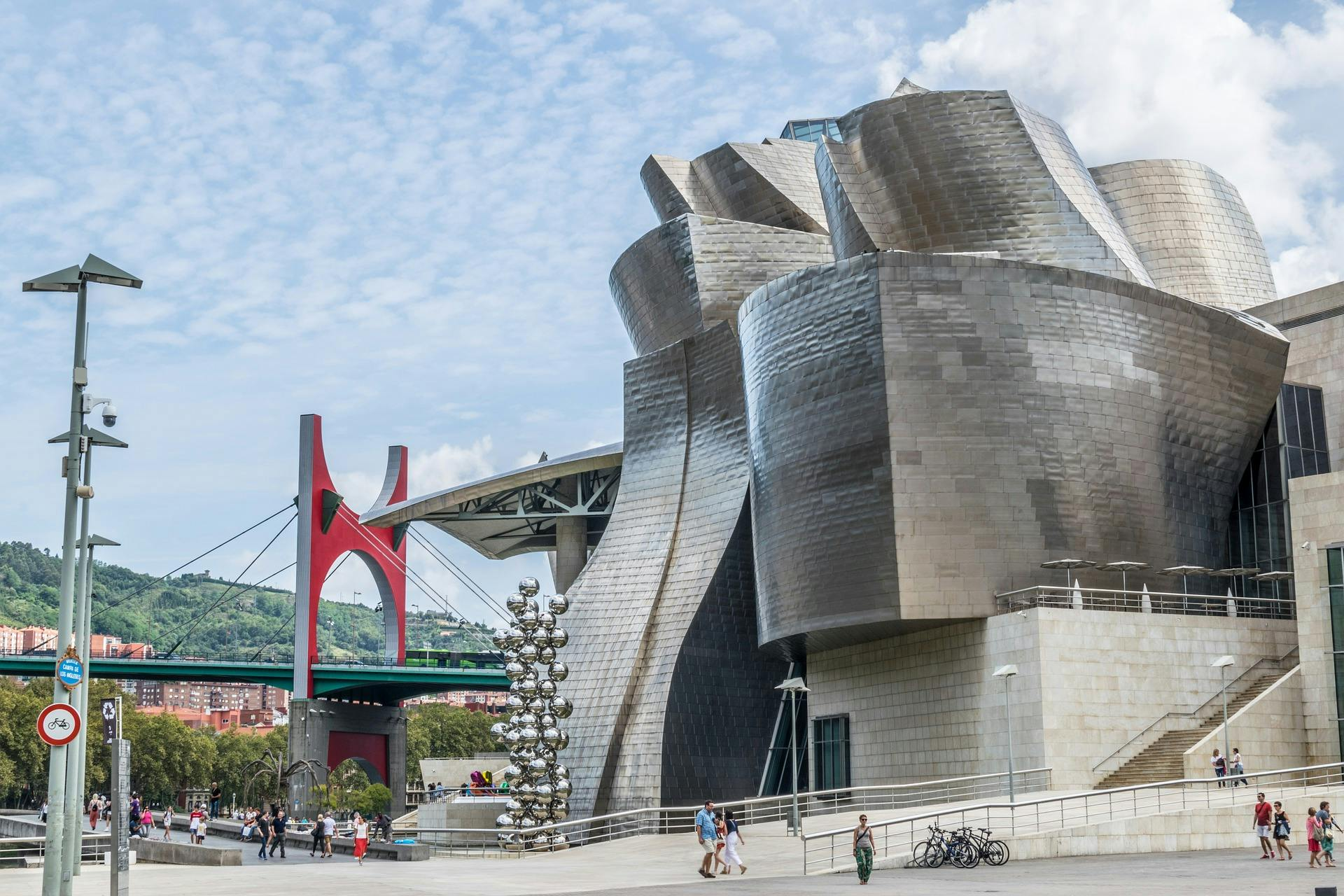 Guggenheim Bilbao Museum: Frank Gehry and Bilbao Tour + Admission - Photo 1 of 4