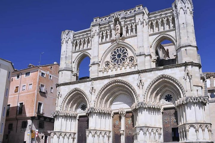 Guided tour: Cuenca + Cathedral - Photo 1 of 15