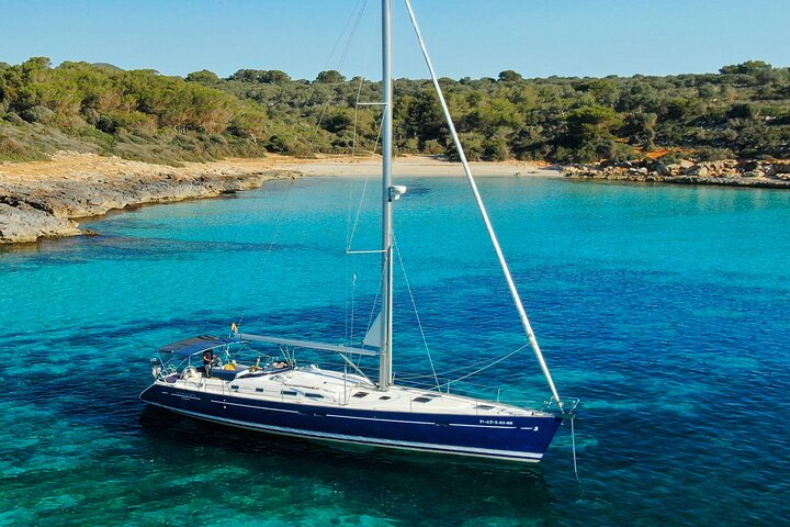 Day Charter - All Inclusive  - Photo 1 of 12