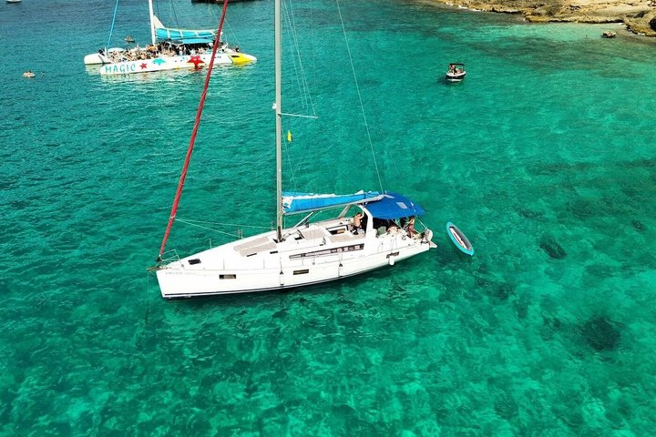 Private boating with water activities - All Inclusive - Photo 1 of 24