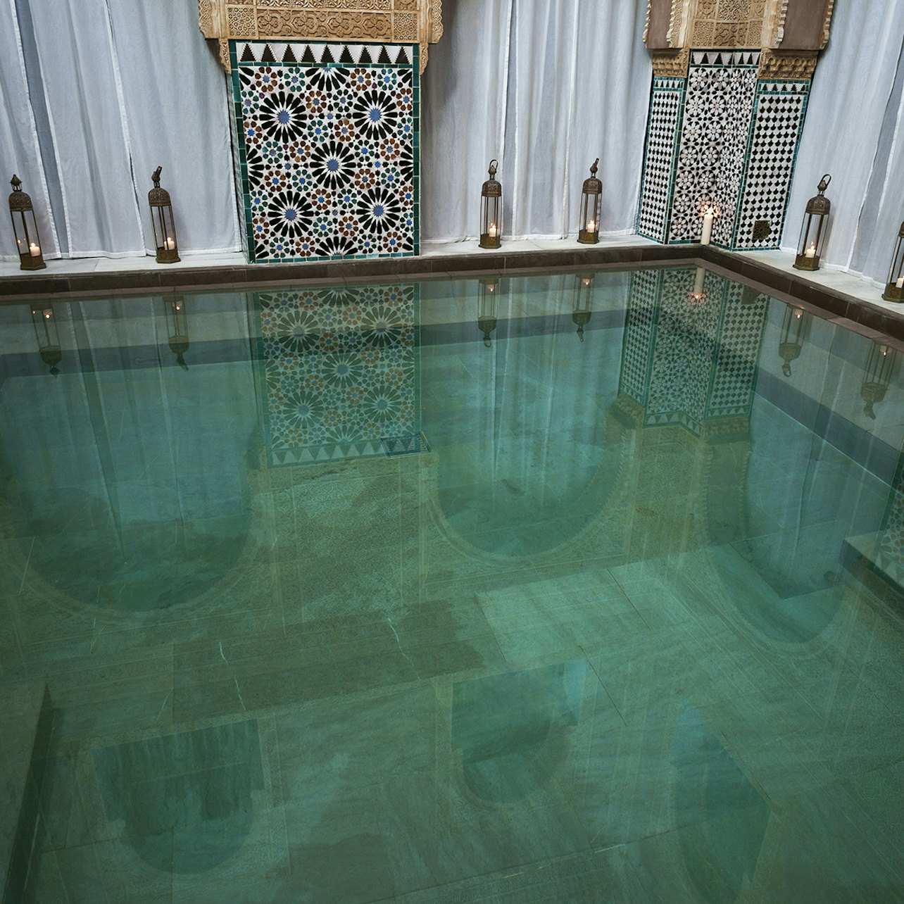 Hammam Al Ándalus Málaga + Massage with Essential Oils - Photo 1 of 6