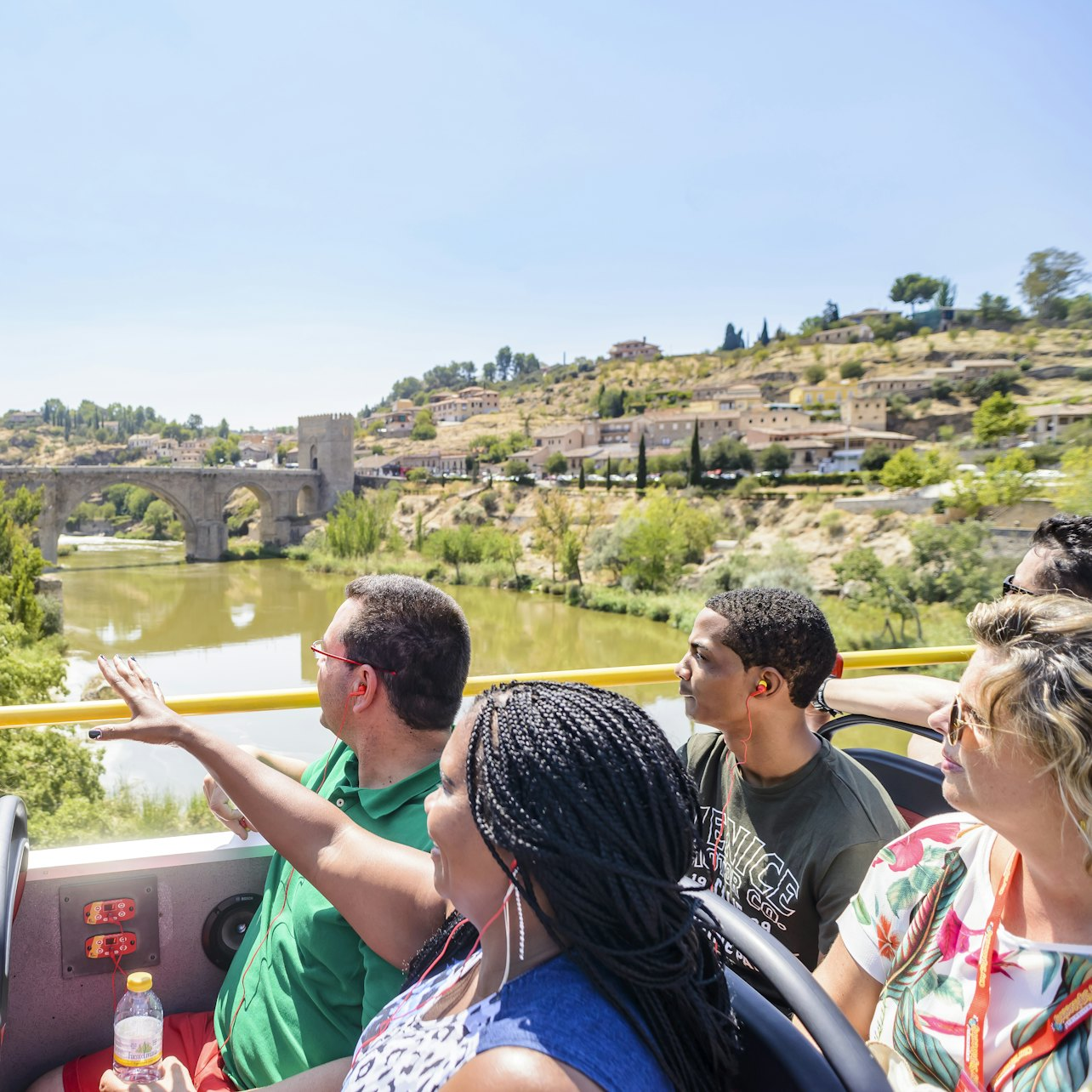 Hop-on Hop-off Bus Toledo - Photo 1 of 7