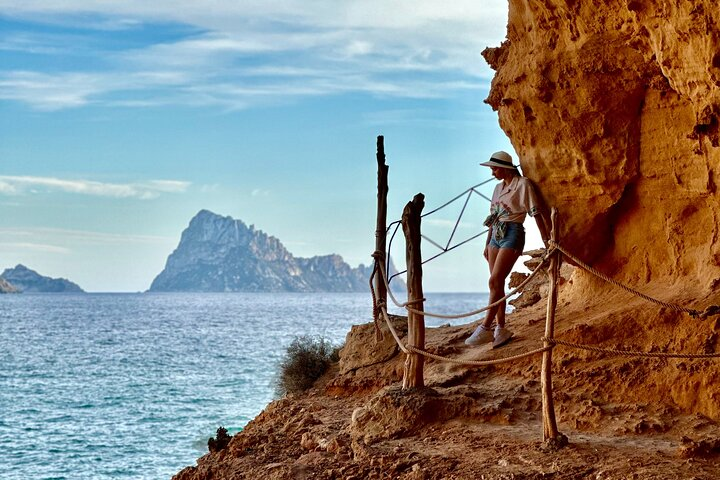 Ibiza - Secret Spots 4X4 Tour in Land Rover Defender - Photo 1 of 14