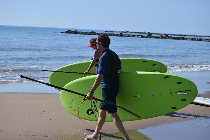 Stand Up Paddel (SUP) paddel surf course with Campello Surf Club in El Campello (Alicante)