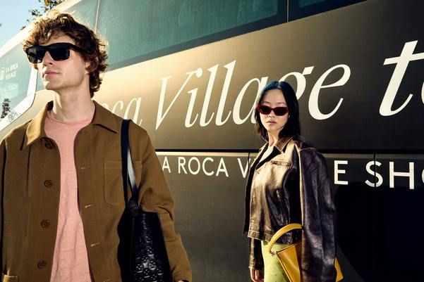 La Roca Village Shopping Express: Roundtrip from Barcelona - Photo 1 of 23