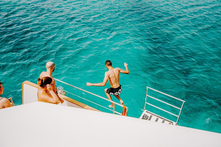 Lanzarote: La Graciosa island cruise with lunch and water activities - Photo 1 of 16