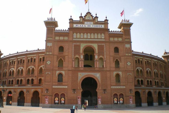 Explore Madrid’s iconic Las Ventas Bullring where rich history and stunning architecture come together. Discover the legendary bullfighting culture and capture memorable photos at the famed Door of Madrid.