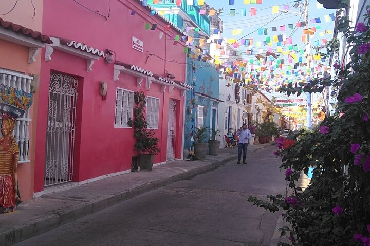 Gabriel García Márquez, macondiando por Cartagena - Photo 1 of 4