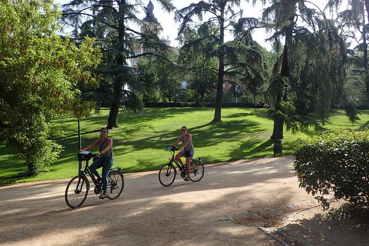 Madrid Parks & Riverside Bike Tour - Photo 1 of 20
