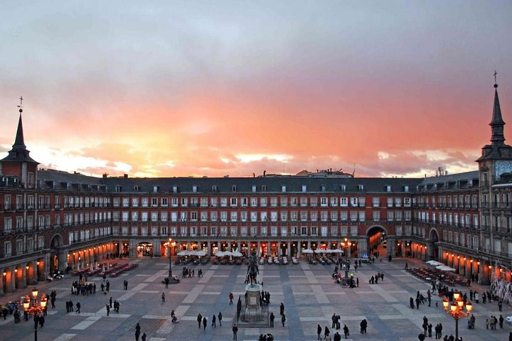 Plaza mayor of Madrid 