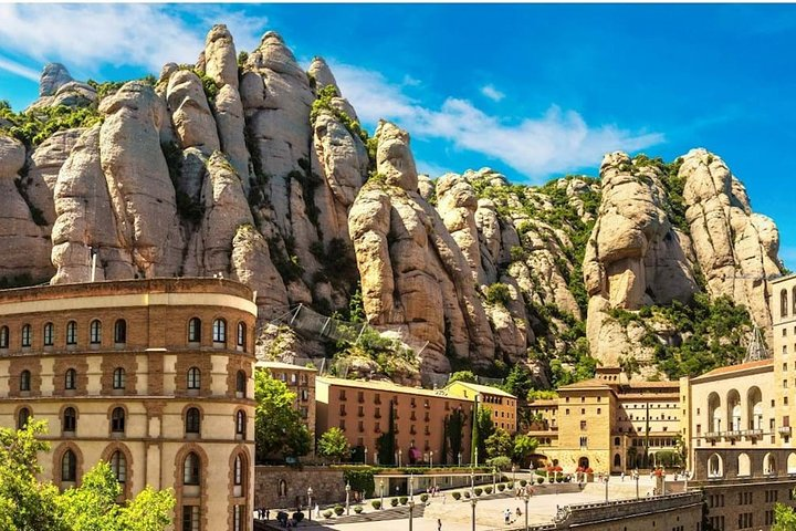 Montserrat Guided Tour with Cogwheel or Cable Car & Black Madonna - Photo 1 of 8