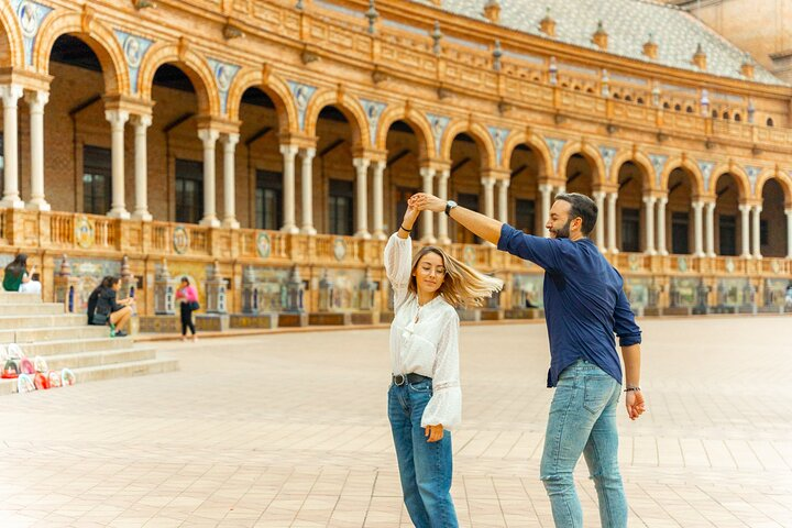 Create lasting memories with a private photoshoot at Plaza de España. Capture joyful moments in this stunning location perfect for travelers seeking unique experiences in Seville.