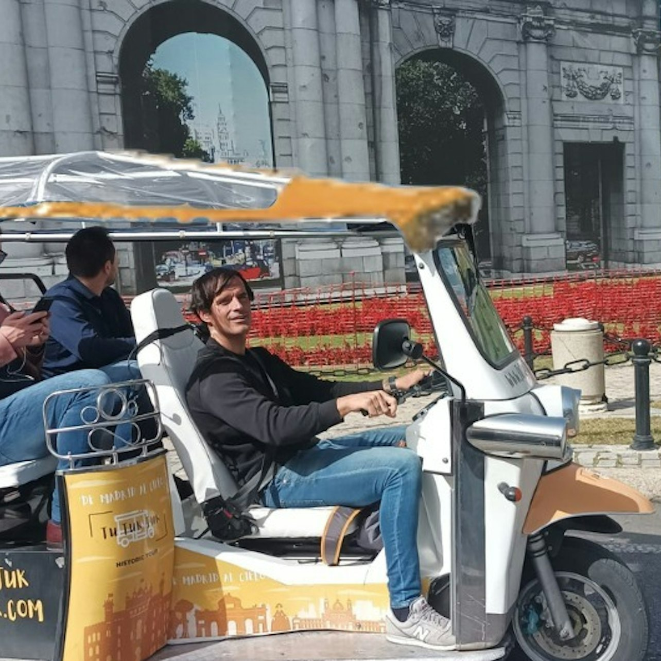 Madrid: 1.5-Hr Guided Electric Tuk Tuk Tour - Photo 1 of 4