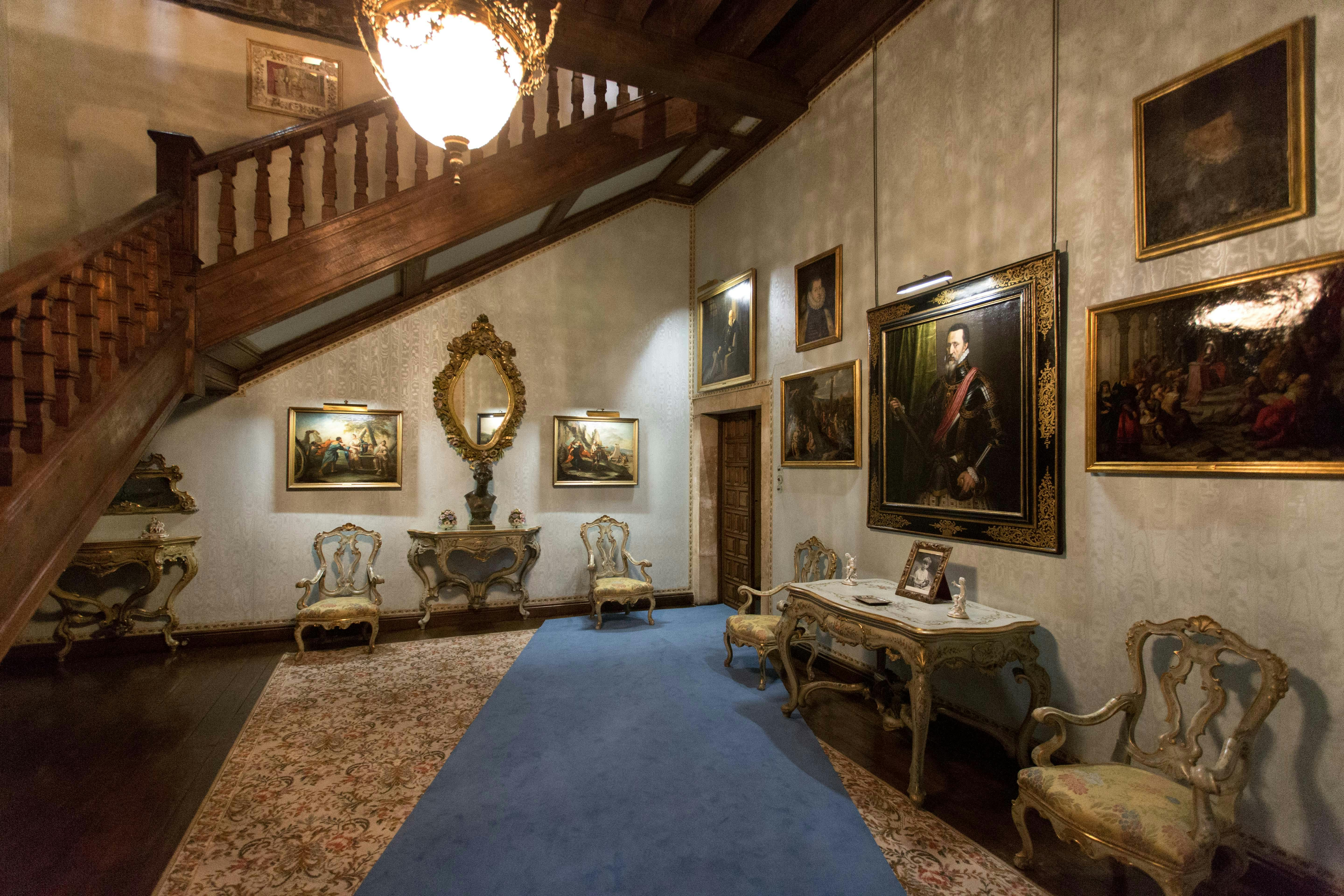 Monterrey Palace: Self Guided Audio Tour - Photo 1 of 9