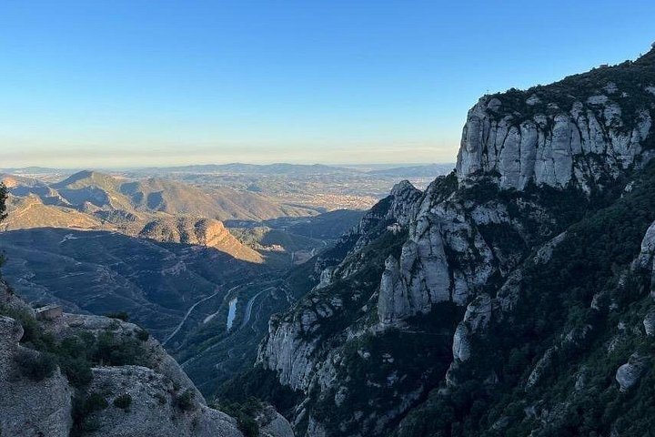 Montserrat Afternoon tour, easy hike and boys choir singing - Photo 1 of 8