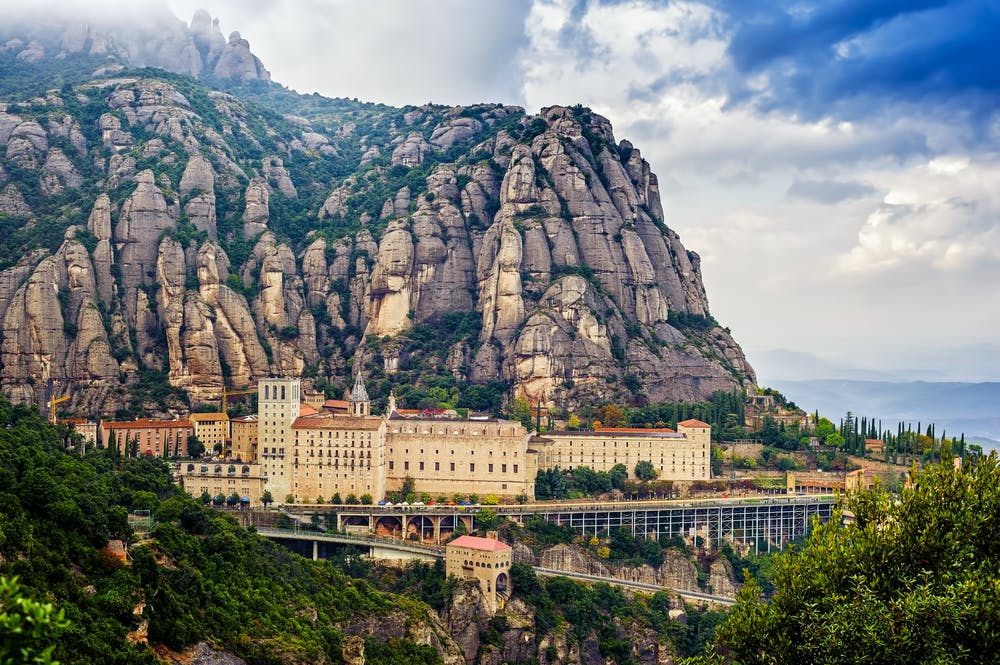 Montserrat Mountain Card: Train from Barcelona + Rack Railway + Moreneta Access - Photo 1 of 10