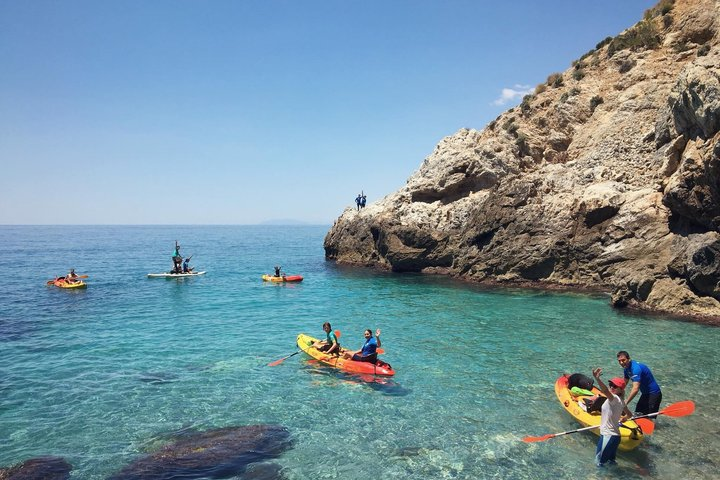 Route in Kayak natural landscape Maro-Cerro Gordo - Photo 1 of 7