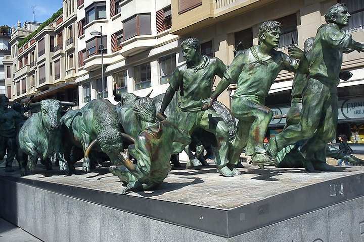 Pamplona tour from San Sebastian - Photo 1 of 7