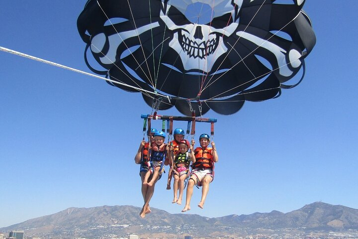 Parasailing in Fuengirola - The Highest Flights on the Costa - Photo 1 of 20