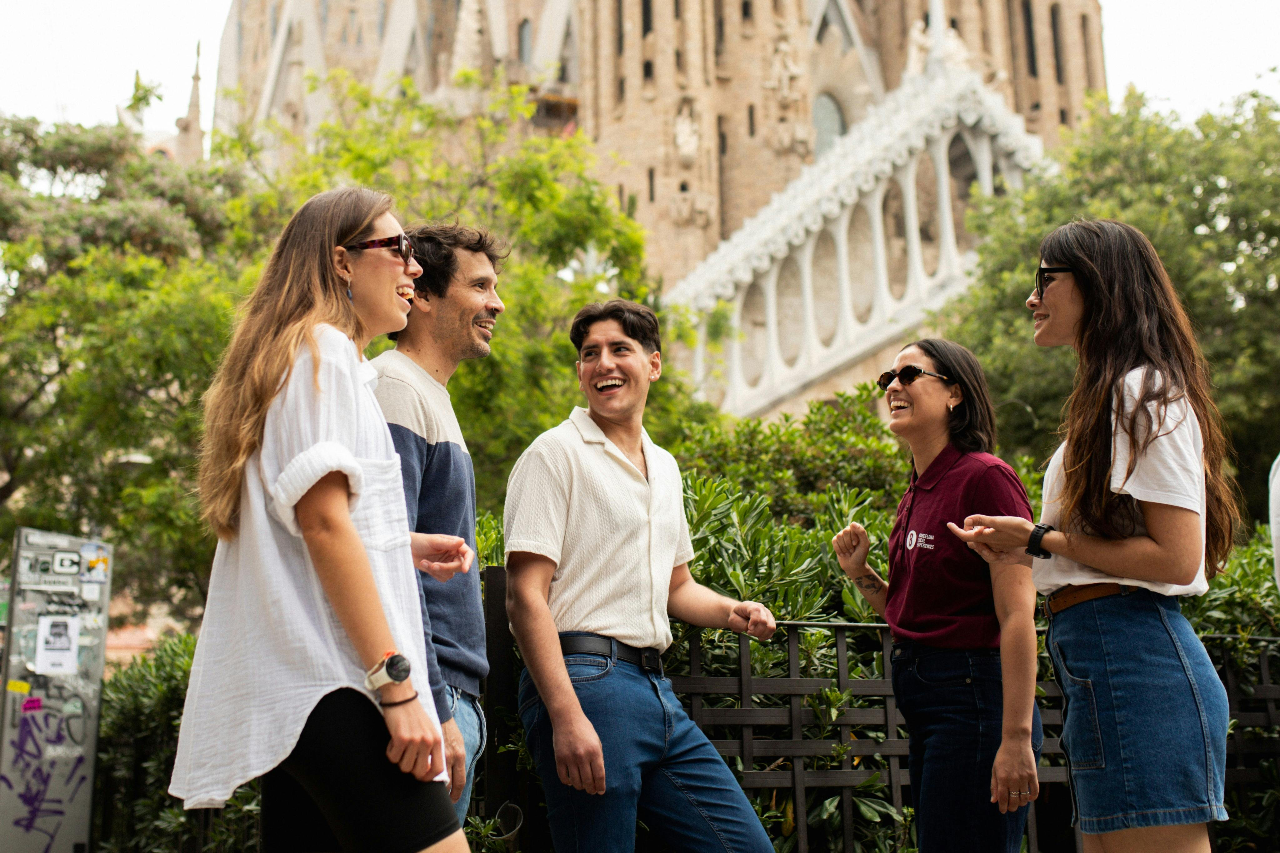 Park Güell & Sagrada Familia: Skip The Line Ticket + Guided Tour + Transport - Photo 1 of 8