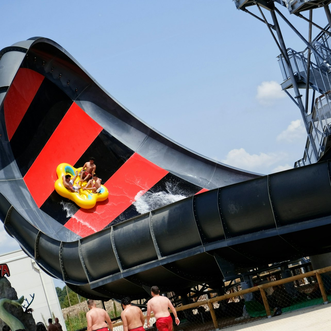 Parque Warner Madrid & Warner Beach: Entry Ticket - Photo 1 of 3