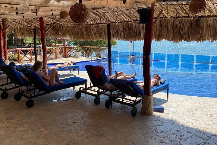 Pasadía Isla Real Cartagena (Tierra Bomba, Bocachica) - Photo 1 of 18