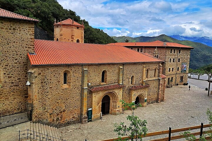 Discover the village of San Sebastian De Garabandal- small groups - Photo 1 of 11