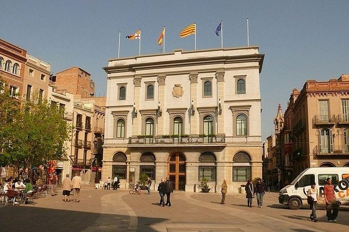 Poblet Igualada & Montserrat Private Tour - Hotel pick up from Salou/Tarragona - Photo 1 of 6