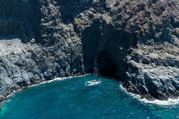 Premium Yacht Private Charter - Photo 1 of 9