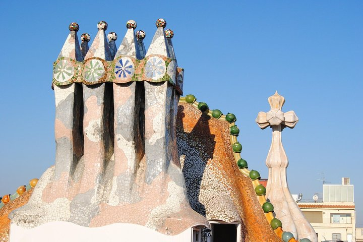 Private Casa Batlló & La Pedrera Tour with Chocolate Experience - Photo 1 of 17