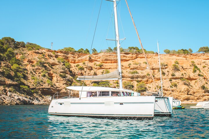 Unforgettable experience in Catamaran Ibiza - LAGOON 400 - Photo 1 of 14