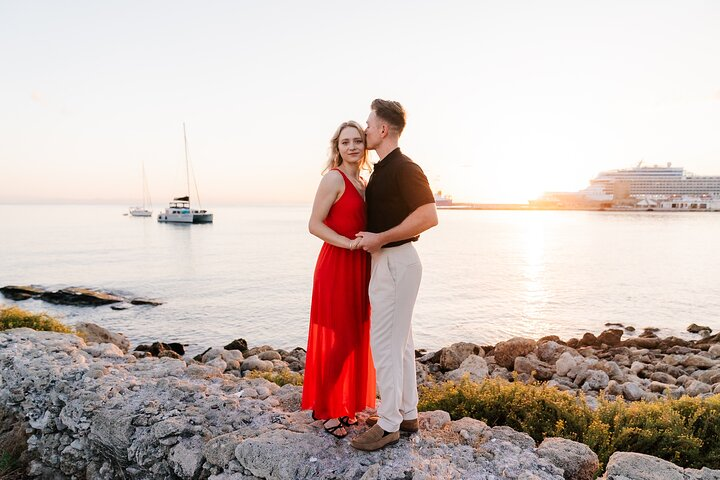 Private Vacation Photoshoot with Photographer in Ibiza - Photo 1 of 25