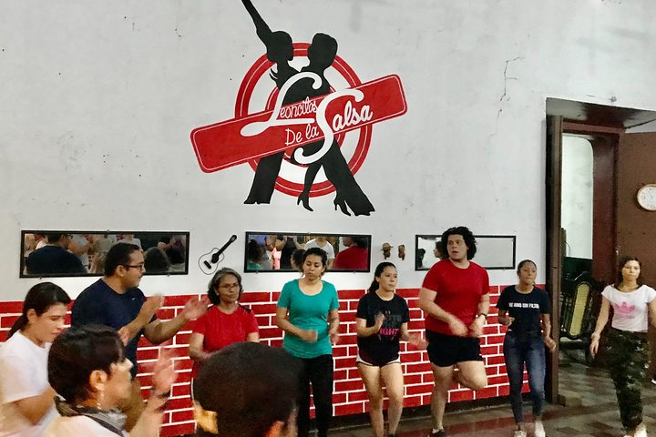 Private Salsa Classes (Cuban style, On1, On2, Bachata, Merengue) - Photo 1 of 5