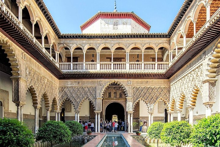 Courtyard in the Alcazar