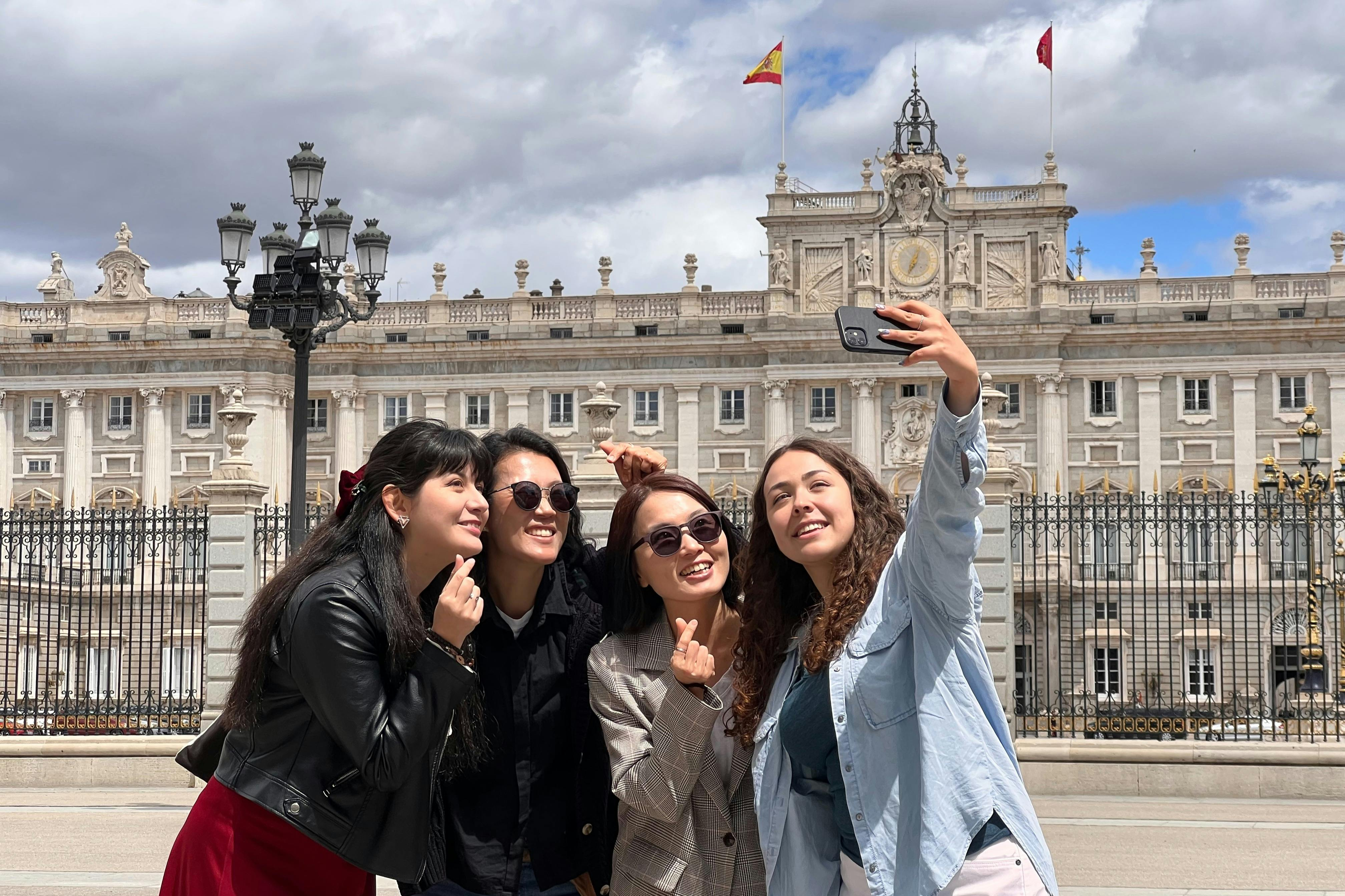Madrid: Old Town Guided Tour + Royal Palace Fast Track Entry & Visit - Photo 1 of 6