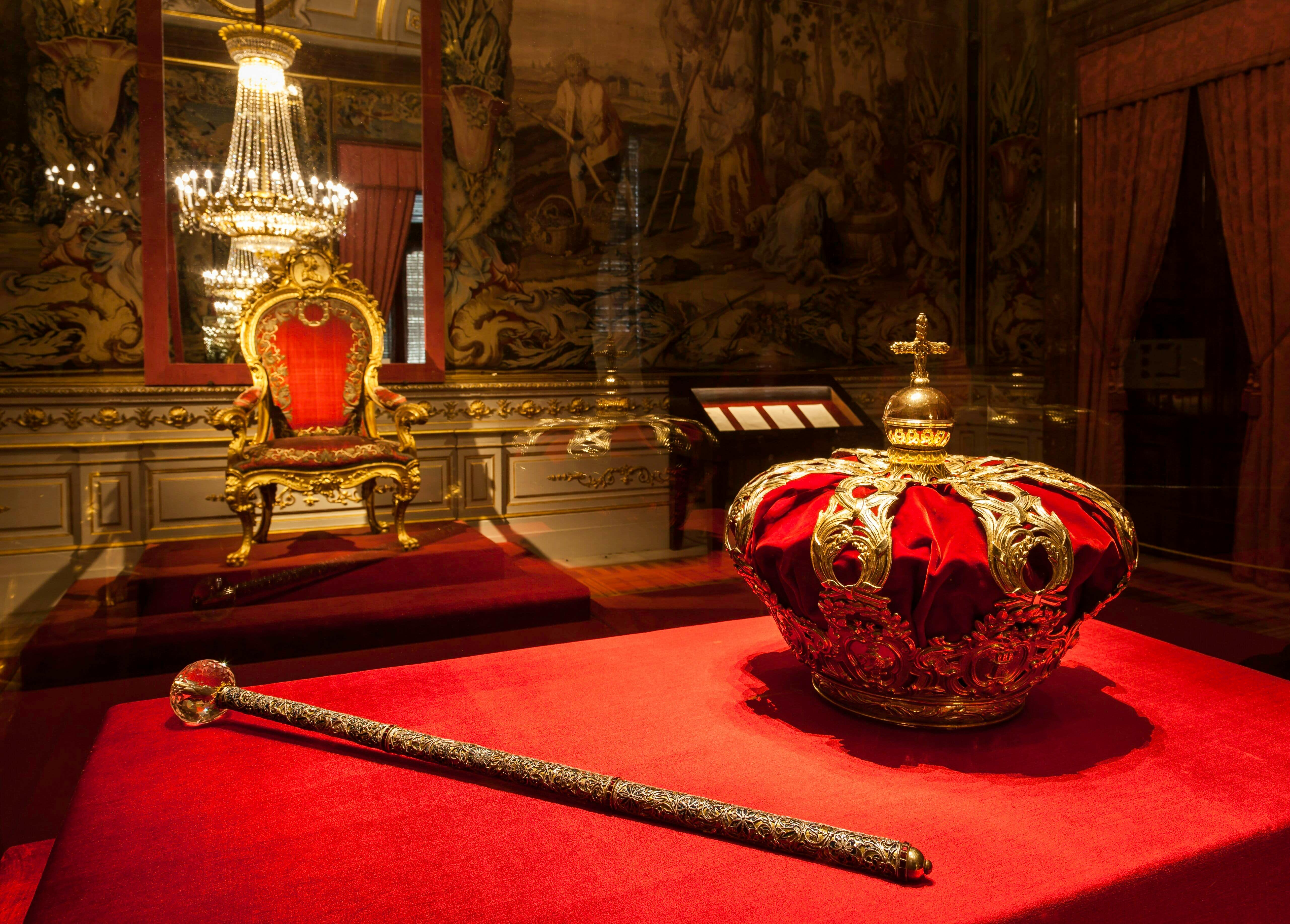 Royal Palace of Madrid Tickets - Photo 1 of 9