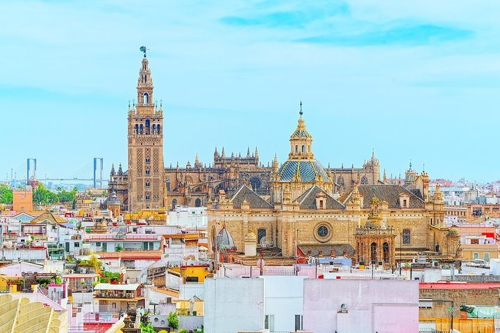 Sevilla: Best Monumental Free Walking Tour - Photo 1 of 6
