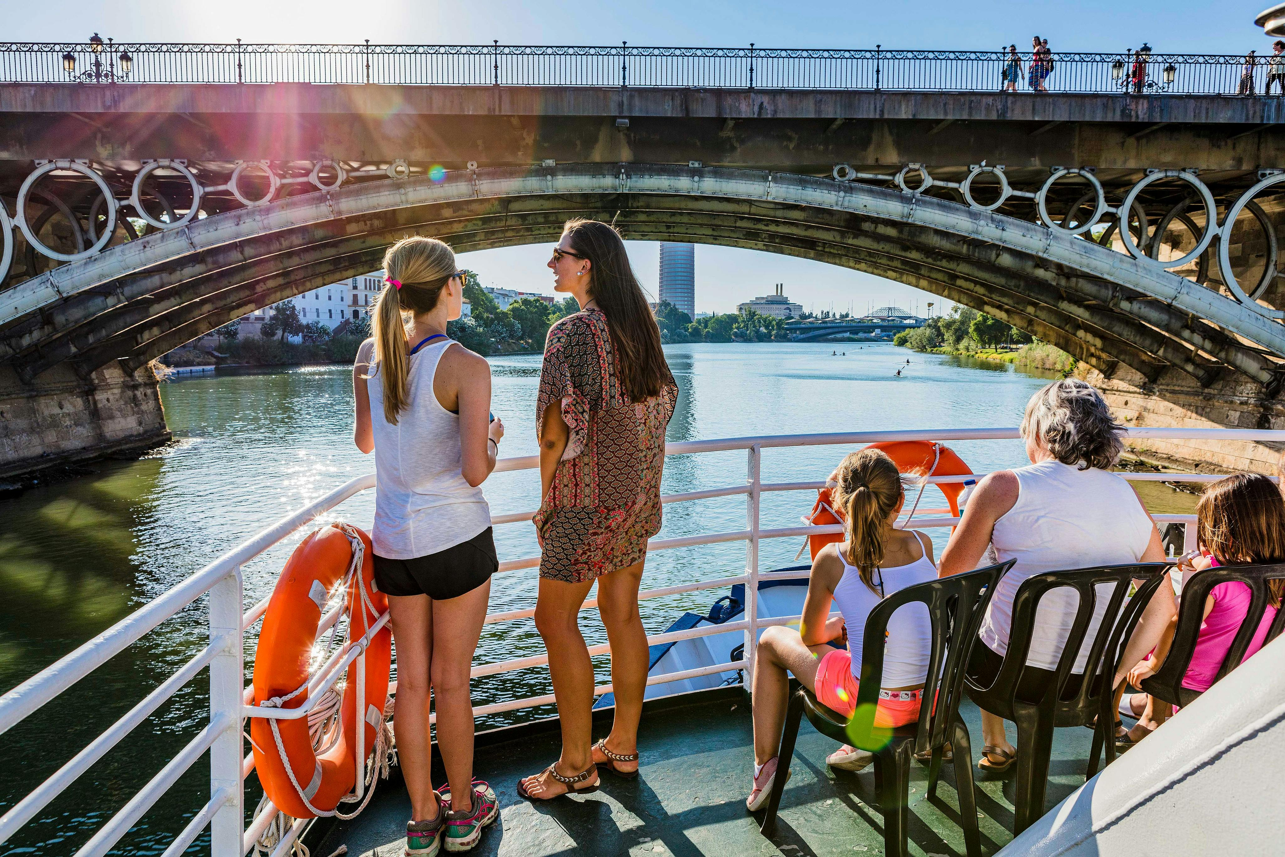 Alsa Seville: 48-Hr Hop-on Hop-off Bus Tour + Cruise + Guided Tour - Photo 1 of 3